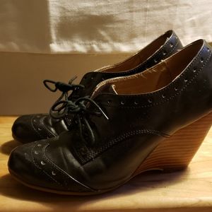 Lovely black Bakers lace up wedges